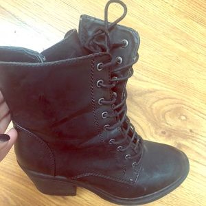 Forever 21 lace zip up heel boots